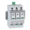 Descărcător la supratensiune SPD LEGRAND PV T2 – Tensiune de referinta (Uocstc): 600V DC | Tensiune max. Ucpv: 720V DC | Nivel protectie (Up): la In(20kA):2.5kV / la In(5kA):1.9kV | Curent max. A (Iscpv): 50 A - 414155